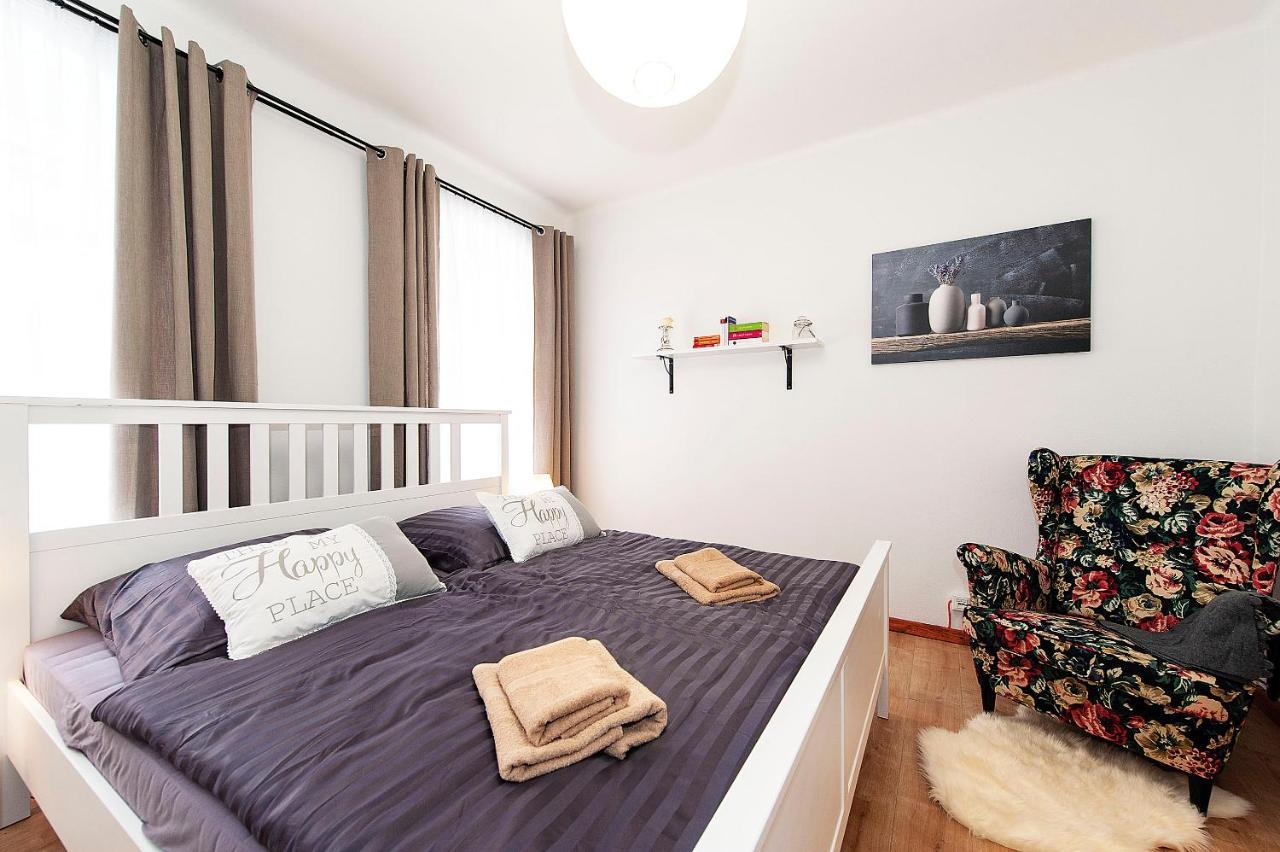 Ferienwohnung Gans Auguste ドーナ エクステリア 写真
